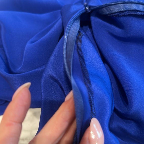 Christopher Esber
Loophole tie-waist maxi skirt - Picture 14 of 15